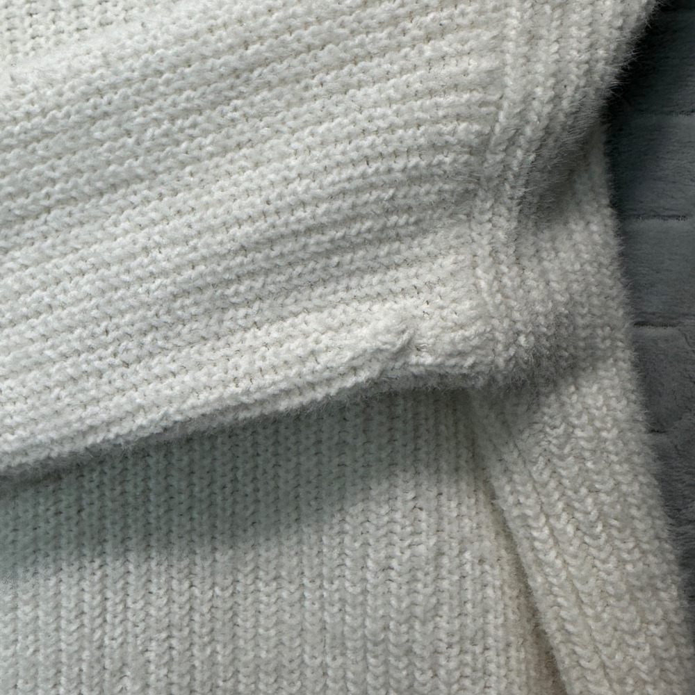Abercrombie‎ & Fitch Soft A&F Collection Cream Ribbed Knit Turtleneck Sweater XS - Picture 7 of 9